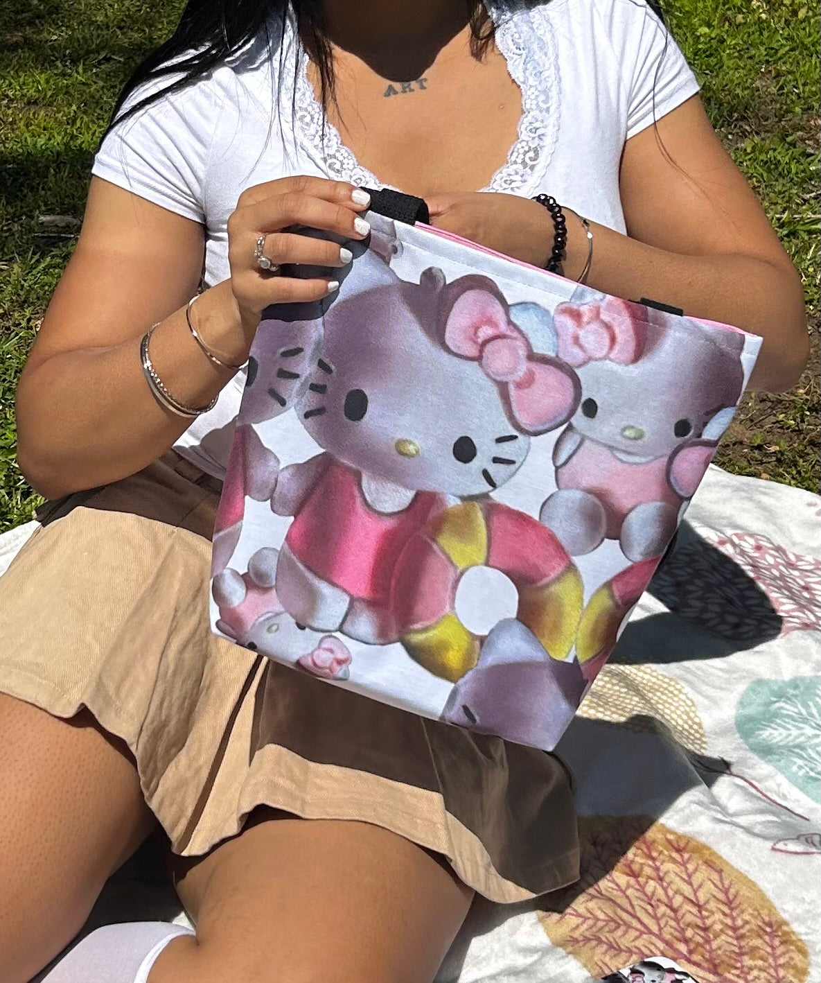 Hello-Kitty Tote